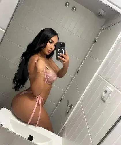 Mia
